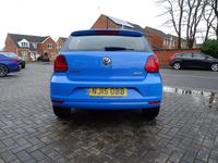 Used VW Polo SE 75 HP (55 kW) 2015 Blue Hatchback