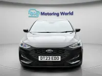 Używany Ford Focus ST-Line 125 KM (91 kW) 2023 Czarny Hatchback