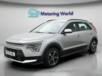 Gebraucht Kia Niro 141 PS (103 kW) 2023 Grau SUV