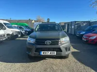 Käytetty Toyota HiLux Active 150 HP (110 kW) 2017 Vihreä Nouto