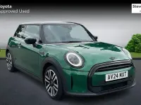 Used Mini Cooper Exclusive 136 HP (100 kW) 2024 Green Hatchback