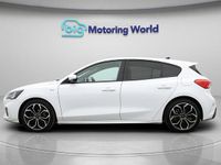 Used Ford Focus ST-Line X 125 HP (91 kW) 2021 White Hatchback