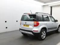 Used Skoda Yeti SE 105 HP (77 kW) 2014 Silver SUV