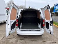 Used Vauxhall Combo 100 HP (73 kW) 2023 White MPV