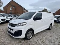 Used Vauxhall Vivaro S 100 HP (73 kW) 2023 White MPV