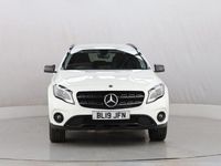 Used Mercedes GLA180 Urban 122 HP (89 kW) 2019 White SUV