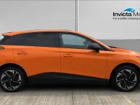 Used MG MG4 EV Trophy 150 kW (204 HP) 2023 Orange Hatchback
