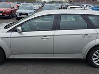 Used Ford Mondeo Zetec 163 HP (119 kW) 2011 Moondust silver Estate