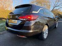 Used Vauxhall Astra Design Edition 2017 Black Estate