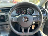 Used VW Golf VII S 125 HP (91 kW) 2017 White Hatchback