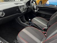 Usado VW up! Groove 75 HP (55 kW) 2014 Preto Citadino
