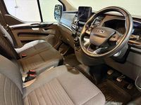 Begagnad Ford Transit Custom Limited 2023 Grå Kombi