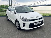 Used Kia Rio 99 HP (72 kW) 2017 White Hatchback