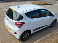 Used Hyundai i10 Premium 2015 Artic white Hatchback