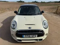 Used Mini Cooper S Hatch 2016 White Hatchback