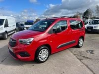 Second-hand Vauxhall Combo Design Edition 130 CP (95 kW) 2019 Roșu Monovolum