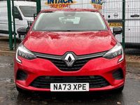 Used Renault Clio V Evolution 90 HP (66 kW) 2023 Red Hatchback
