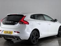 Used Volvo V40 R-Design 152 HP (111 kW) 2018 White Hatchback