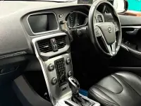 Usado Volvo V40 Pro 152 CV (111 kW) 2019 Utilitario