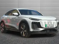 Used Audi Q6 Sportback e-tron Sport 183 kW (249 HP) 2025 Glacier white SUV