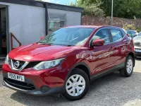 Used Nissan Qashqai Visia 110 HP (80 kW) 2015 Red SUV