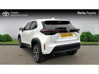 Used Toyota Yaris Cross 113 HP (83 kW) 2024 White SUV