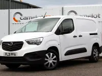 Used Vauxhall Combo 100 HP (73 kW) 2021 White MPV