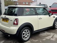Used Mini ONE Hatch 98 HP (72 kW) 2013 White Hatchback