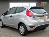 Used Ford Fiesta Studio 82 HP (60 kW) 2016 Silver Hatchback