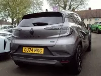 Second-hand Renault Captur Esprit Alpine 145 CP (106 kW) 2024 Gri SUV