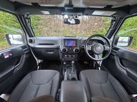 Used Jeep Wrangler Sport 285 HP (209 kW) 2015 White SUV