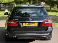 Begagnad Mercedes E220 2011 Svart Kombi