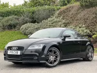 Begagnad Audi TT Black Edition 170 HK (125 kW) 2011 Svart Sportkupé