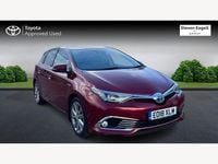 Used Toyota Auris Hybrid 136 HP (100 kW) 2018 Red Hatchback