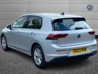 Second-hand VW Golf VIII 130 CP (95 kW) 2023