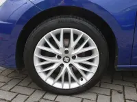 Used Seat Leon SE Dynamic 128 HP (94 kW) 2019 Blue Hatchback