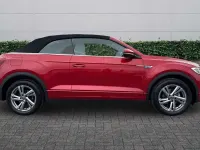 Used VW T-Roc R-line 150 HP (110 kW) 2024 Deep black SUV