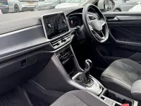 Second-hand VW T-Roc Style 110 CP (80 kW) 2023 Gri SUV