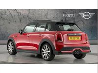 Usado Mini Cooper S Comfort 178 HP (130 kW) 2023 Vermelho Citadino