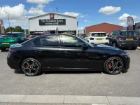 Used Alfa Romeo Giulia Veloce 276 HP (202 kW) 2024 Black Sedan