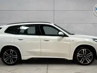 Begagnad BMW iX1 M Sport 227 kW (309 HK) 2023 Vit SUV