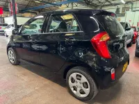 Used Kia Picanto 68 HP (50 kW) 2012 Black Hatchback