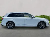 Used Audi Q7 Advanced 507 HP (372 kW) 2023 White SUV