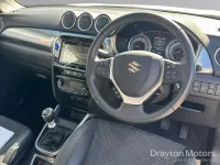 Second-hand Suzuki Vitara SZ5 129 CP (94 kW) 2023 Alb SUV