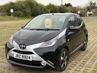 Gebraucht Toyota Aygo X-clusiv 68 PS (50 kW) 2015 Schwarz Kleinwagen