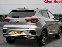 Usado MG ZS Exclusive 111 HP (81 kW) 2023 Prateado SUV