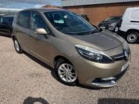 Used Renault Scénic III Dynamique 2015 Beige MPV