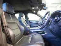 Używany Jaguar F-Pace R-Dynamic 204 KM (150 kW) 2022 Czerwony SUV