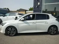 Used Peugeot 208 Allure 129 HP (94 kW) 2022 White Hatchback