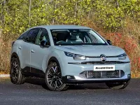 Nowe Citroën C4 131 KM (96 kW) 2026 Zielony SUV